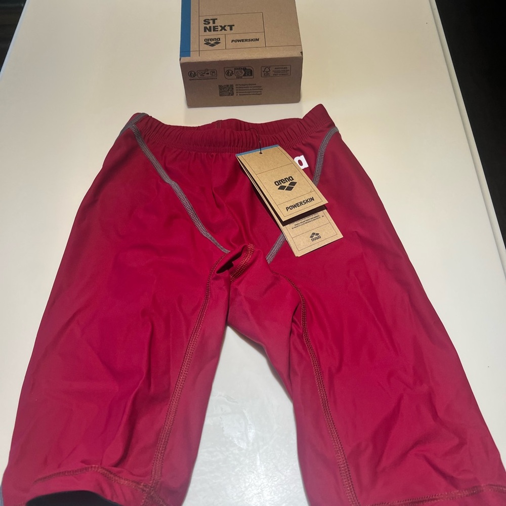 NEW NWT Arena Powerskin ST 2.0 Men's Jammers Racing Swimsuit Size 28 |  Deep Red